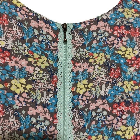 Matilda Jane Hello Lovely Blue Multicolor
FloralFlare Sleeveless Dress Sz 8 NWT - Picture 6 of 13